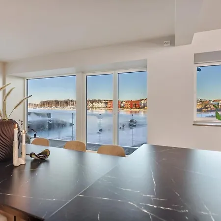 Exclusive Waterfront - Perfect For Ons סטוונגר